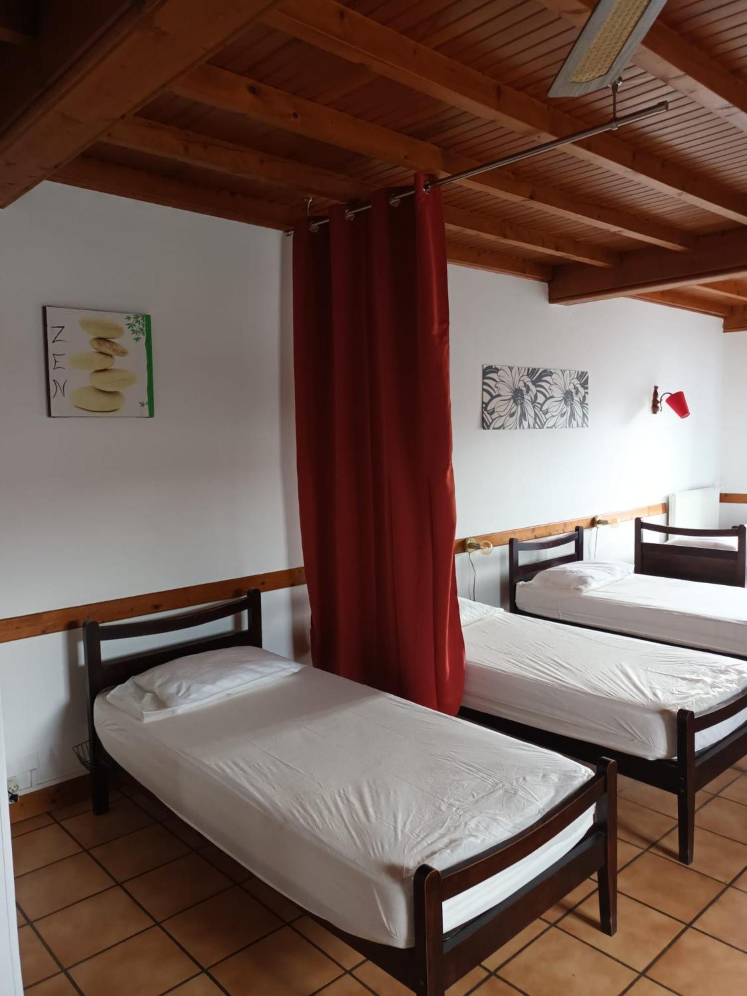 Hostel Refuge D'Etape Zuharpeta Randonneur Pelerin Saint-Jean-Pied-de-Port Exteriér fotografie